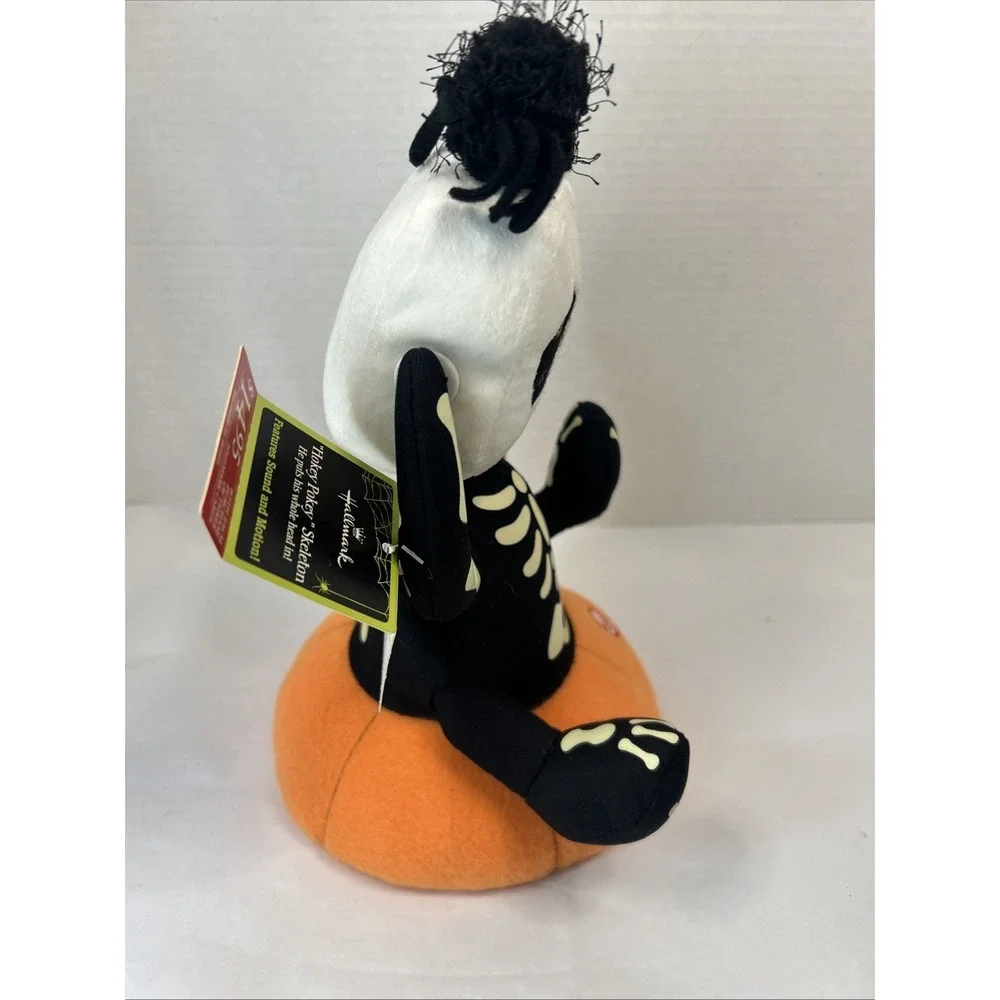 Hallmark Halloween Hokey Pokey Skeleton Animated Plush Works